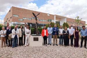 Alcázar de San Juan Inaugura el Monumento ‘Manos&hellip;