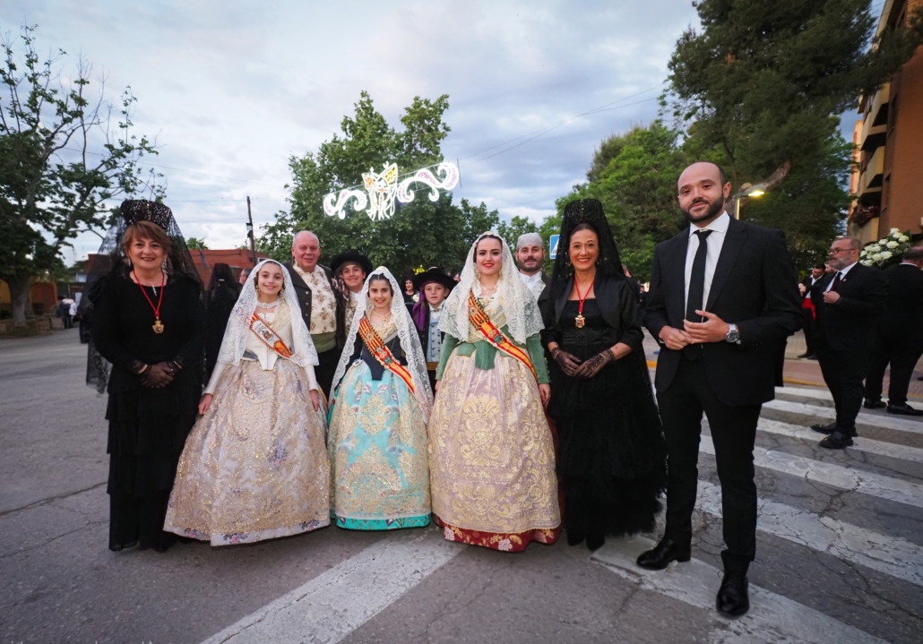El Vicepresidente Provincial Participa en la Ofrenda a la Virgen de Belén en las Fiestas de Almansa