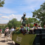 Generaciones de Alcazareños Celebran Juntas la Tradicional Romería de San Isidro en La Mancha